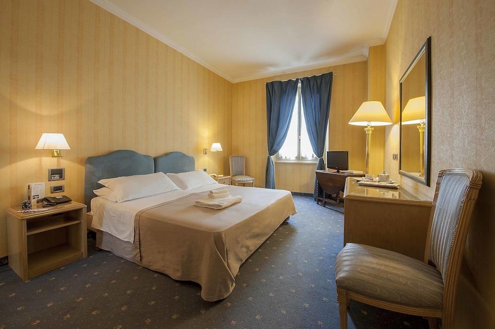 Hotel Poledrini Фолиньо Экстерьер фото
